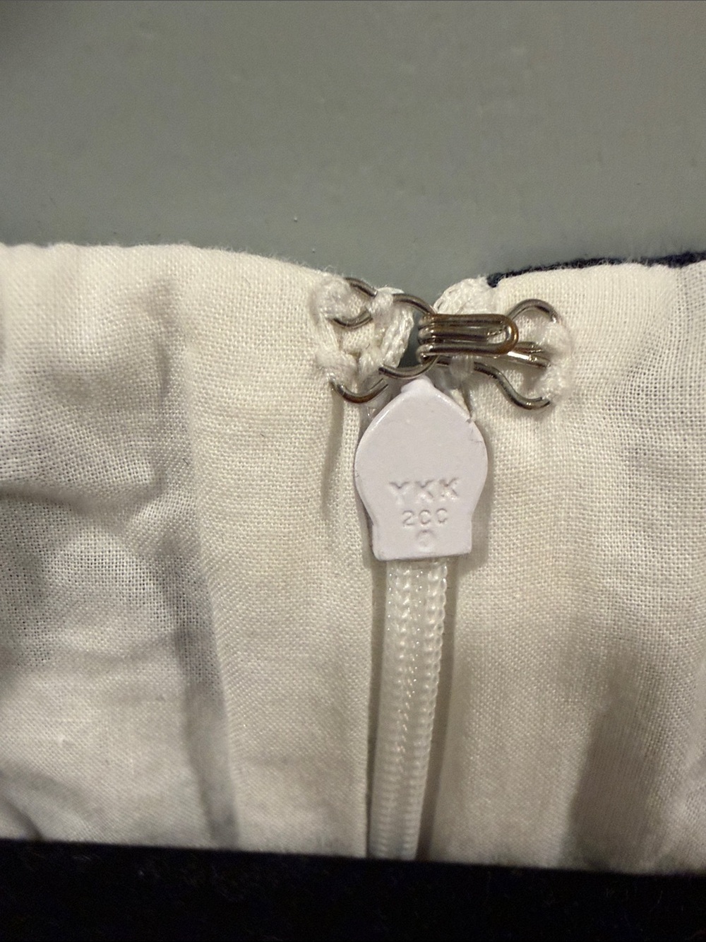Ann Taylor Cream Tank with Navy Floral Motif - Picture 3 of 6